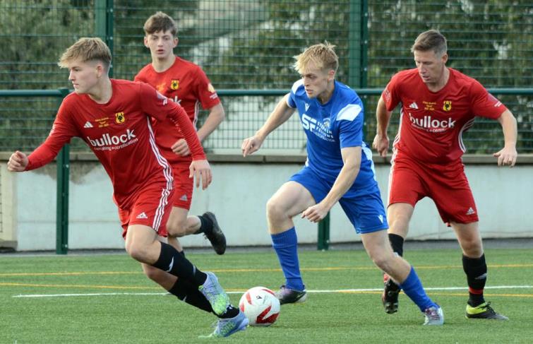 Iwan Howells looks to attack for Merlins Bridge against Carew. Picture Gordon Thomas